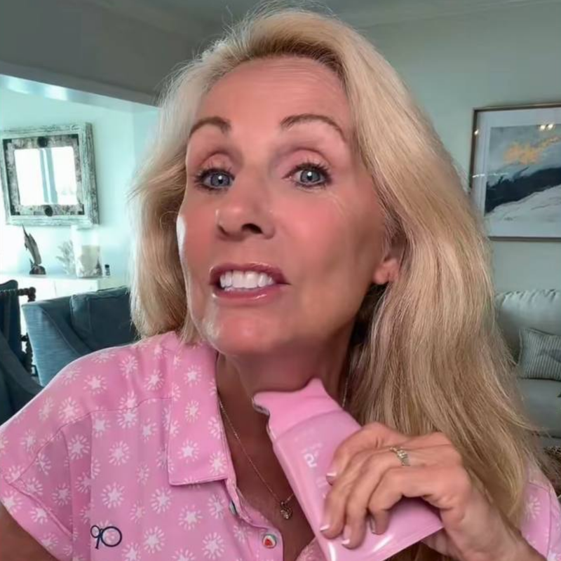 Iris W.,53